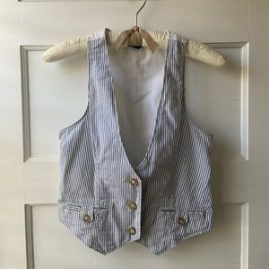 ANERICAN EAGLE OUTFITTERS - Fitted Vest